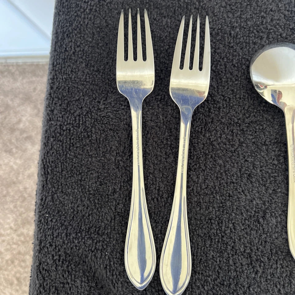 Wallace 18/10 Stainless American Tradition Pattern Flatware Add Tableware 15 Pc